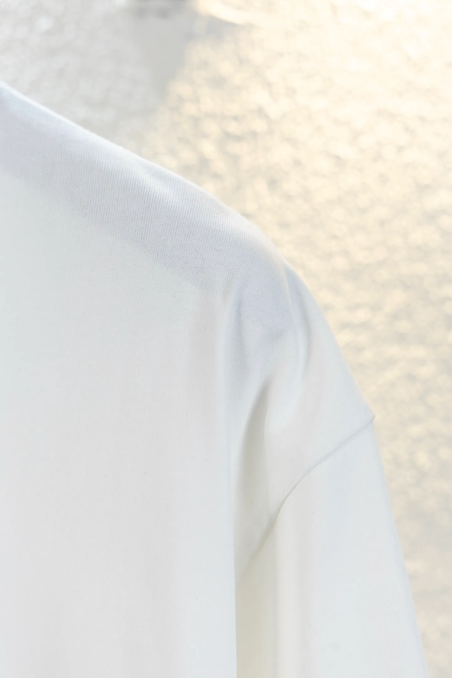 🅿️190 style number k736 Chrome hearte/Chrome heart ch 25ss Miami limited edition Sanskrit Year of the Dragon limited printed T-shirt short sleeves. A must-have item for daily commuting for men and women in light luxury. The correct version is welcome to compare. Detailed features: ·280 grams of 100% pure cotton double yarn jersey fabric. ·Custom dyed in the same cylinder, special thickened 32 pieces of double-strand 1x1 thread. ·Double-needle cross-stitch technology. ·Original main mark washed hangtag. COLOUR: black white SIZE: xs s m L